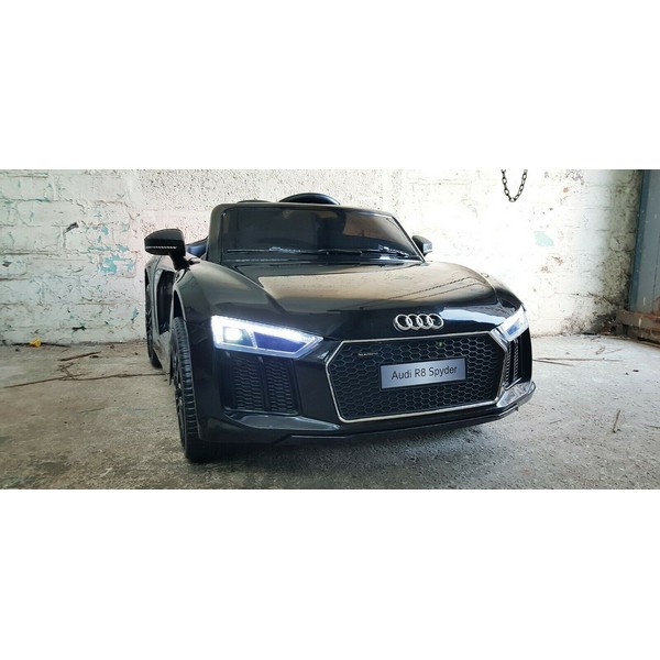 Продукт Акумулаторен Audi R8 Spyder 12V металик боя с меки гуми и кожена, модел 2022 година - 0 - BG Hlapeta